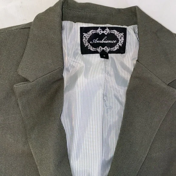 Green blazer - Picture 4 of 4